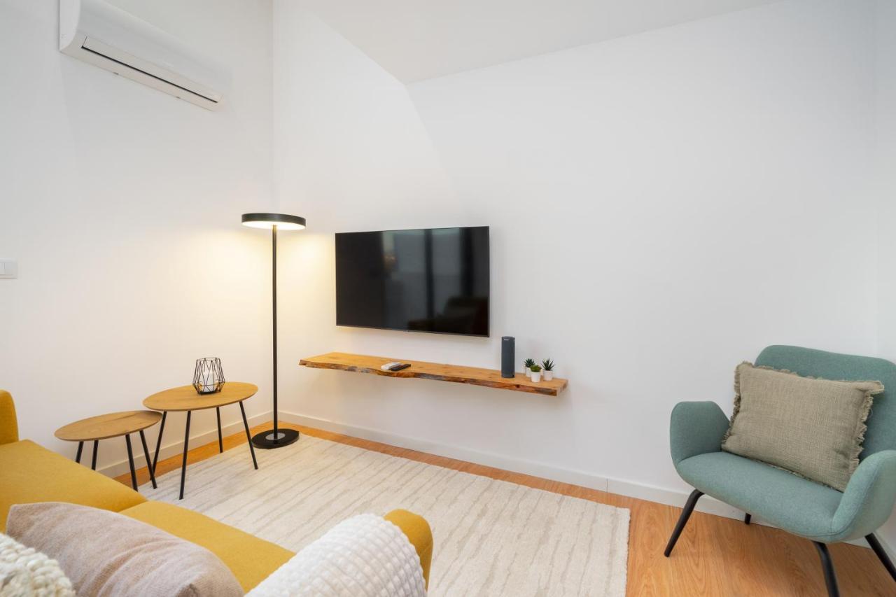 Whome Riverside View Premium W/ Ac & Terrace Oporto